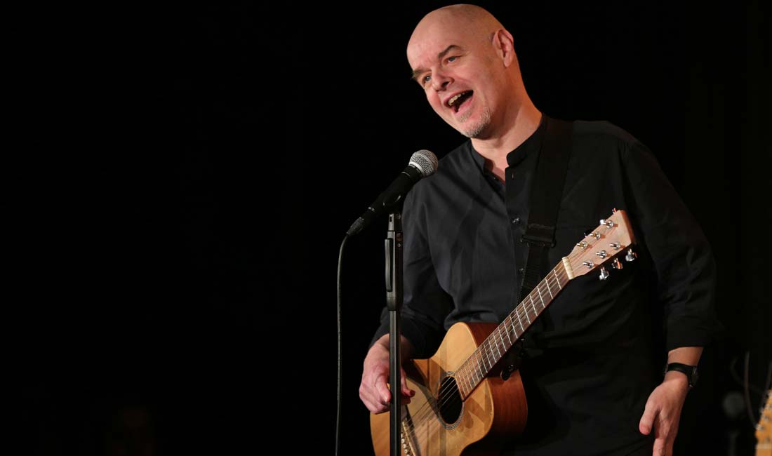 Paul Thorne Live